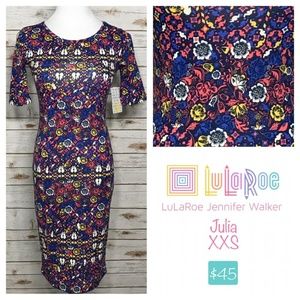 BNWT LuLaRoe Julia - XXS